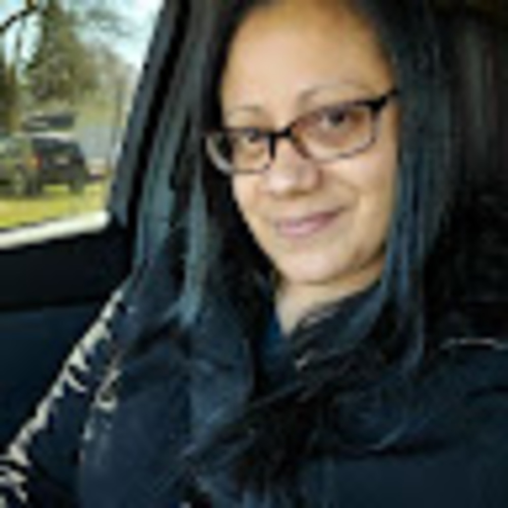 Meet your Posher, Ana